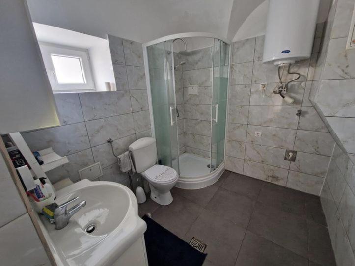Modern Und Gemuetlich Appartement Ebenfurth Buitenkant foto